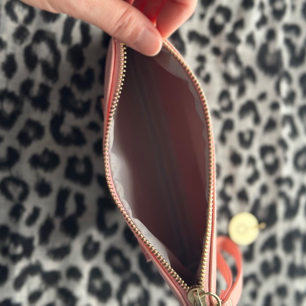 Authentic Pandora Me Clutch/Jewelry Holder Millie Bobby Brown with charm - Picture 5 of 5